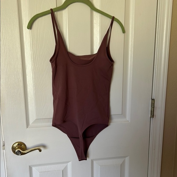 Abercrombie & Fitch Mauve One-Piece Bodysuit Thong - SMALL - Picture 4 of 5